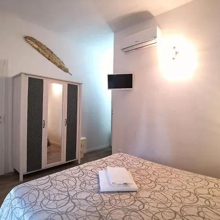 5 Terre Cozy Apartmán *
